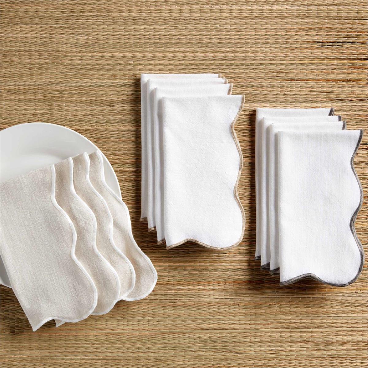 White Scalloped Napkin Set