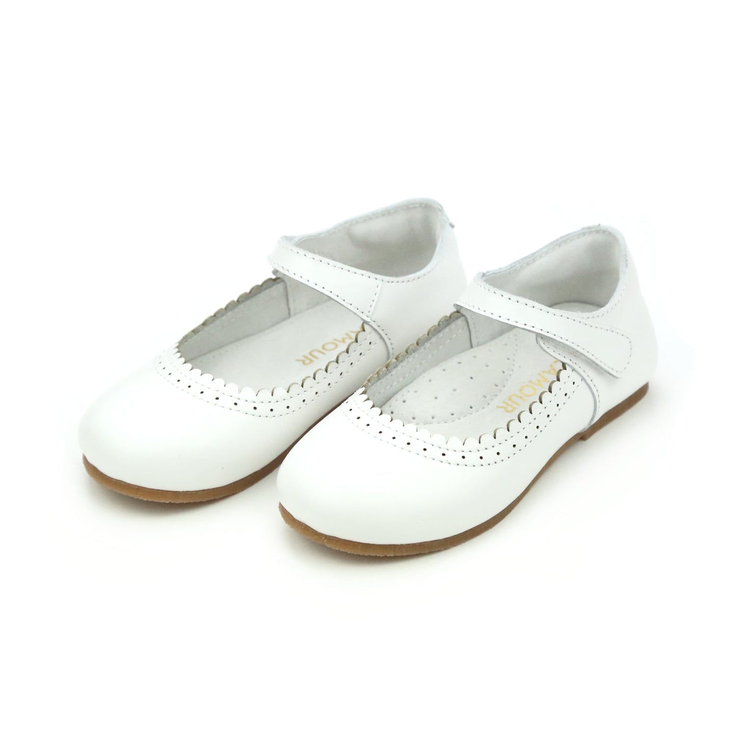 Lucille Scalloped Flat | White