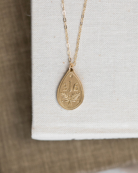 22" Pendant Necklace | John 3:16