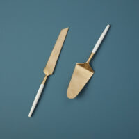 White & Gold Cake Lift & Knife Set