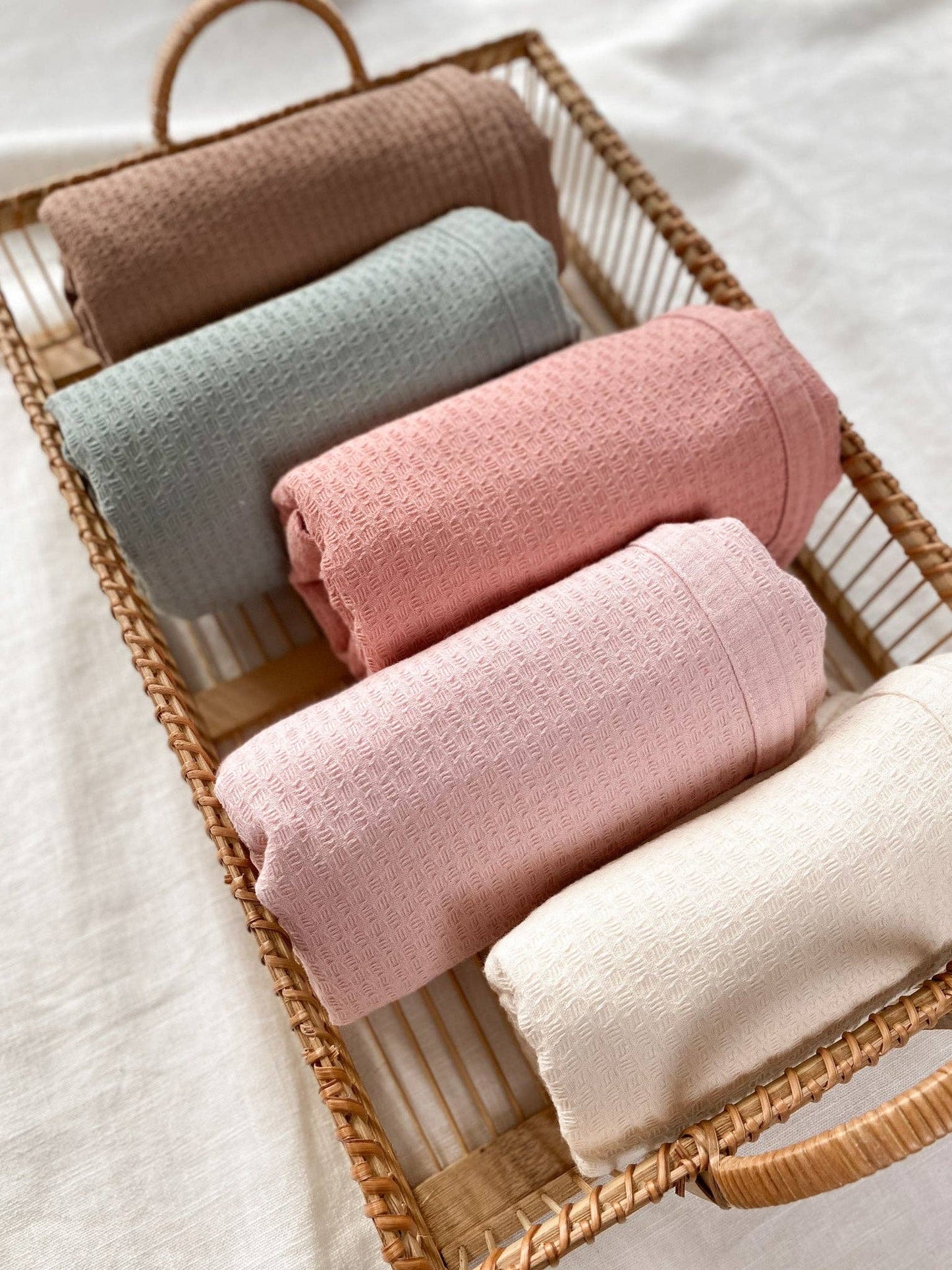 Baby swaddle | Double-sided Waffle | Hazelnut