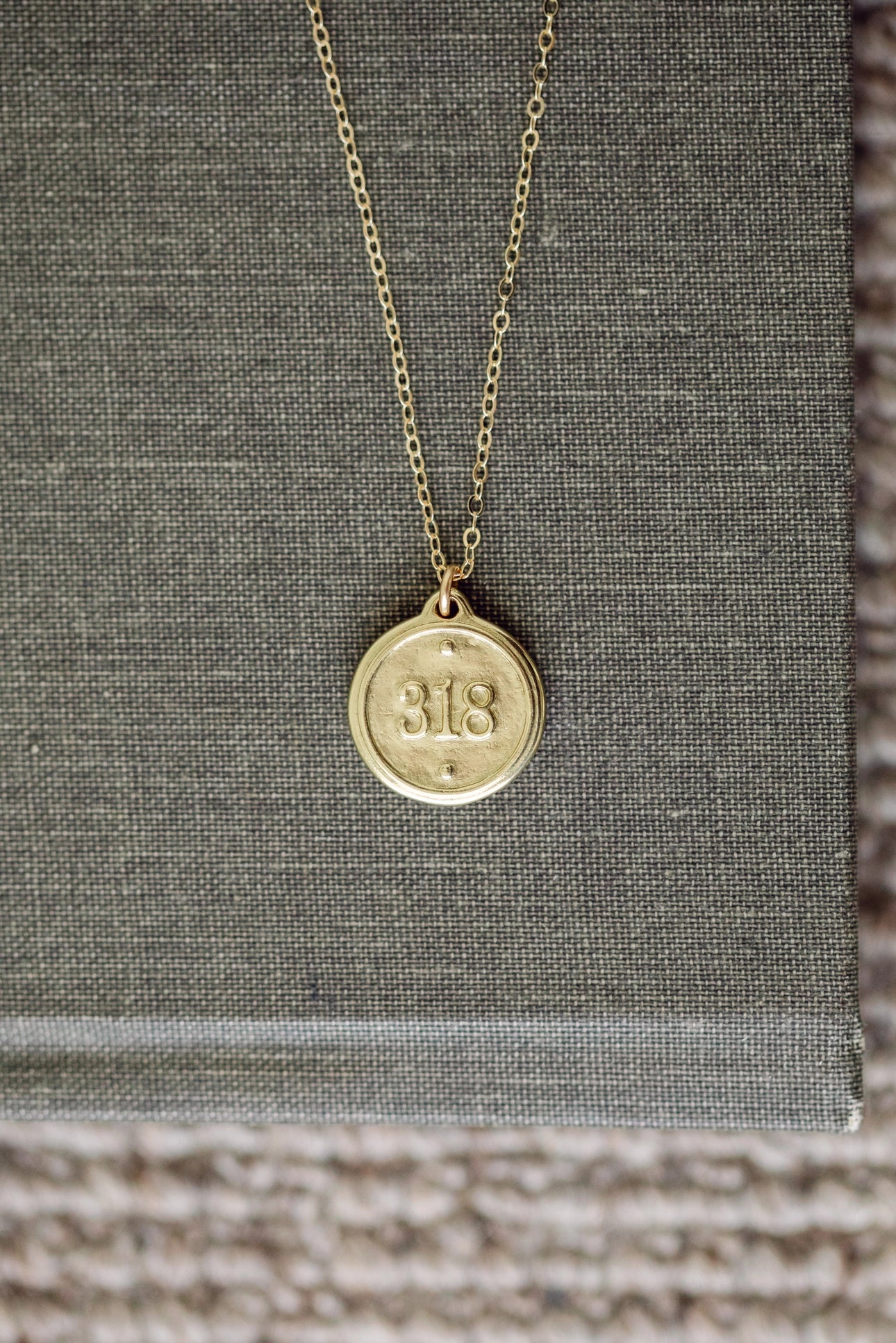 16" - Ephesians 3:18 (Petite Pendant Necklace)