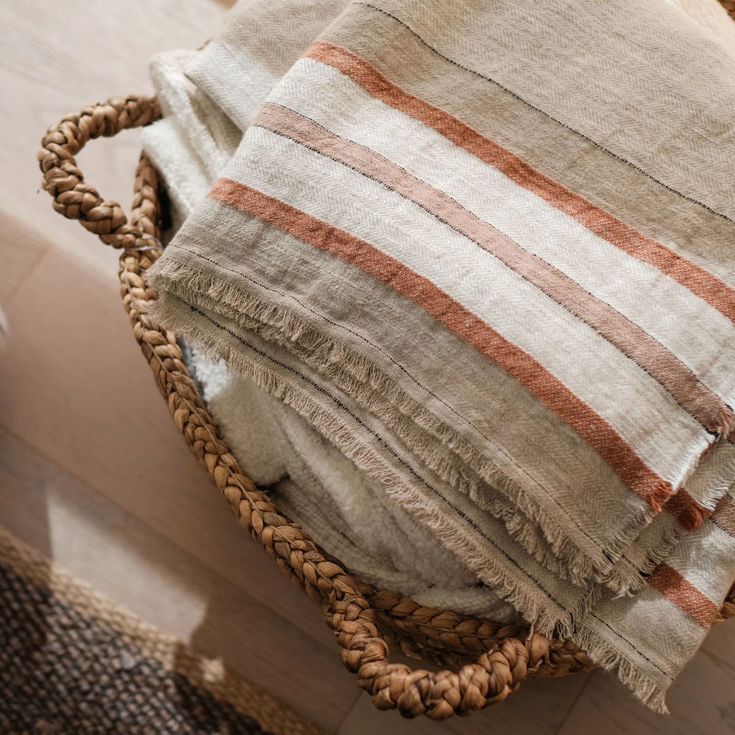 Beck Oversized Throw | 60" x 90"