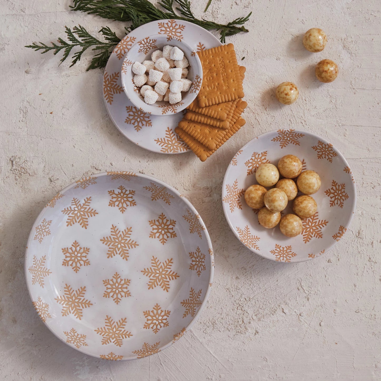 Stoneware Bowl w/ Wax Relief Snowflakes, Reactive Glaze, White (Each One Will Vary)